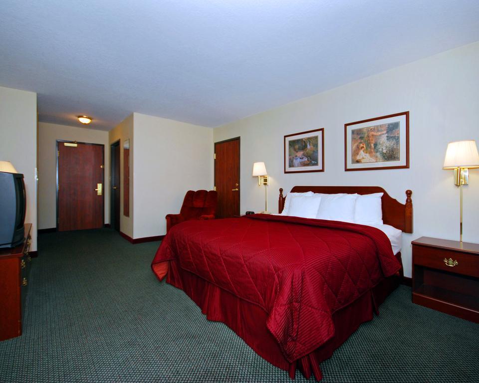 פרמונט Comfort Inn & Suites מראה חיצוני תמונה