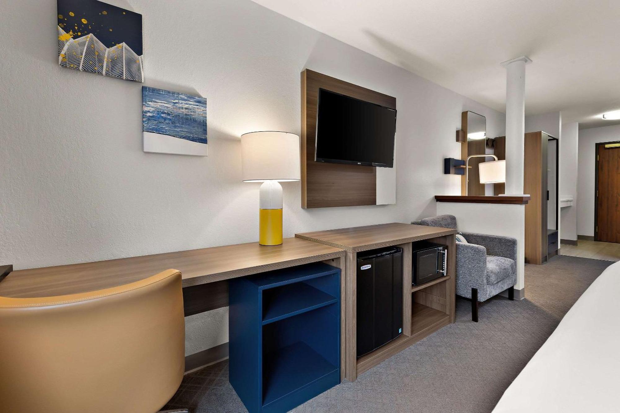 פרמונט Comfort Inn & Suites מראה חיצוני תמונה