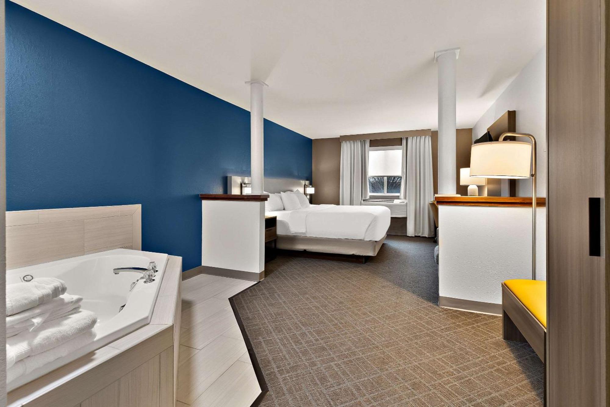 פרמונט Comfort Inn & Suites מראה חיצוני תמונה